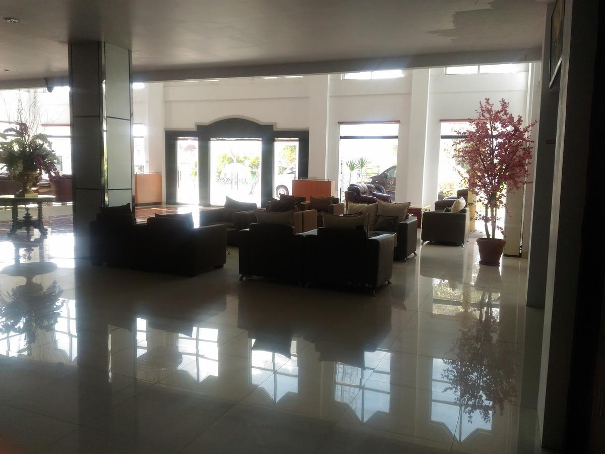 Grand Royal Taliwang Hotel 외부 사진